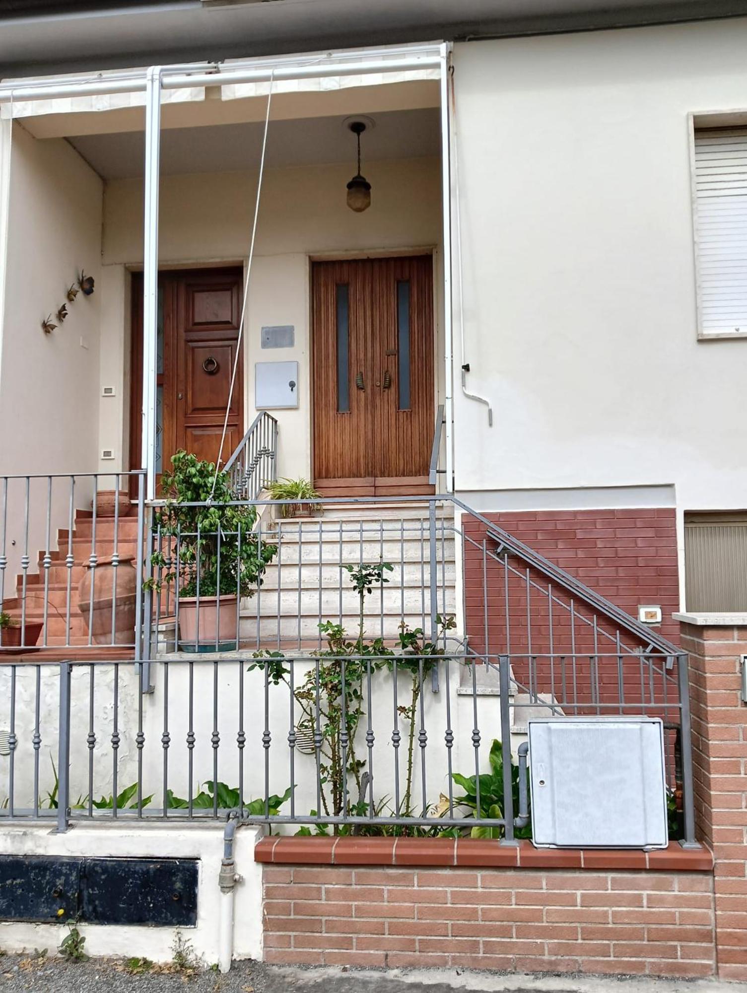 La Villetta Di Zio Claudio A Vada - 6 Posti Letto Екстер'єр фото
